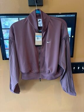 Nike Women's Mauve Cropped Bomber Jacket with Pleated Sleeves